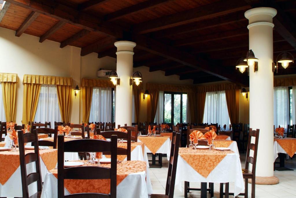 Hotel Fortezza Arborea Exterior foto